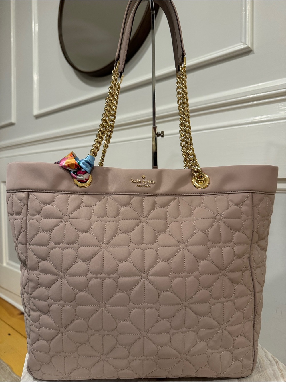 kate spade Bag Flower Cozy Quilted Light Blush Nylon Tote with Gold Chain Handle - Picture 5 of 17